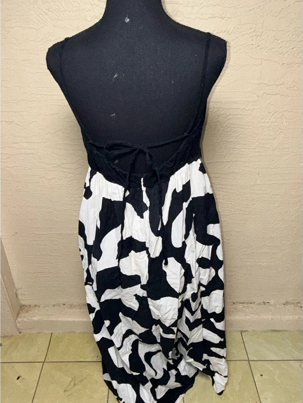 Abercrombie & Fitch LT Linen Maxi Dress Black White Tie Back Resort Coastal Chic
